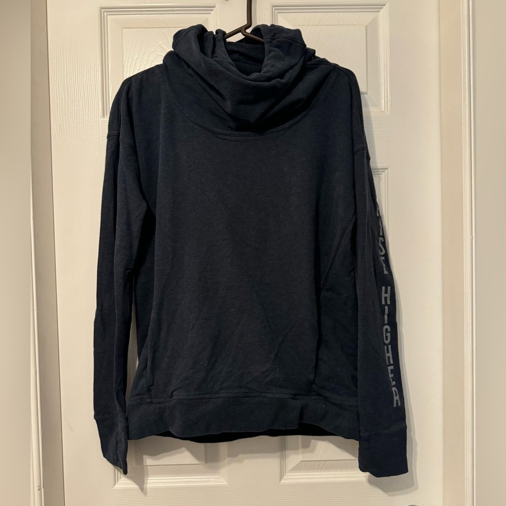 Lululemon stress less hoodie size 6 vguc